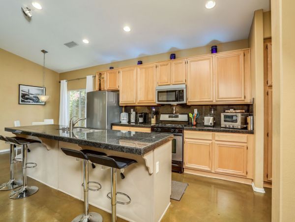 Palm Springs Home 984220