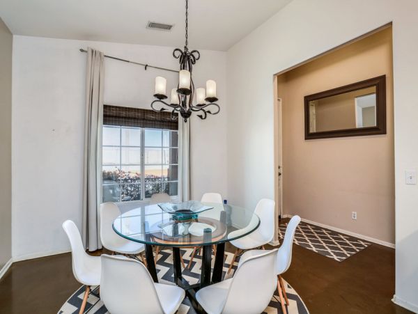 Palm Springs Home 984220