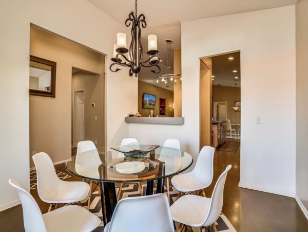Palm Springs Home 984220