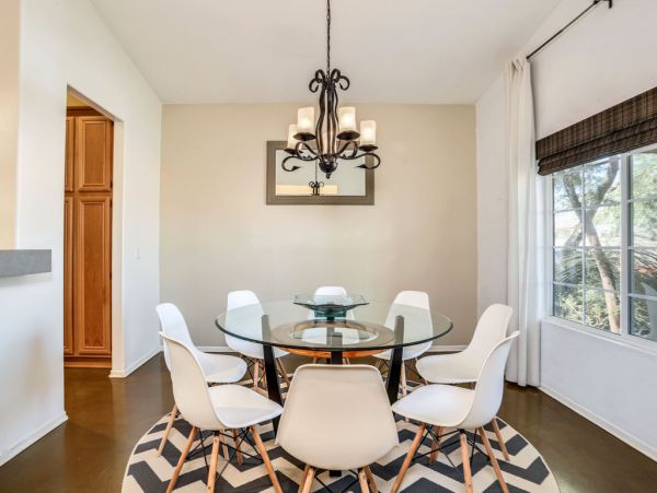 Palm Springs Home 984220
