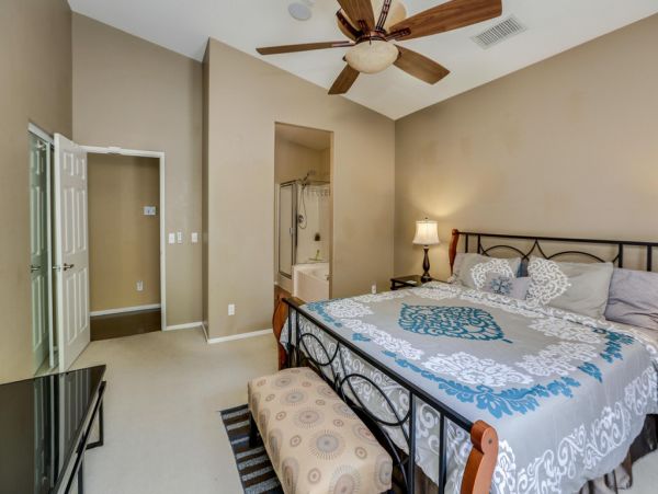 Palm Springs Home 984220