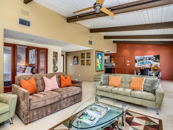 Palm Springs Home 984221