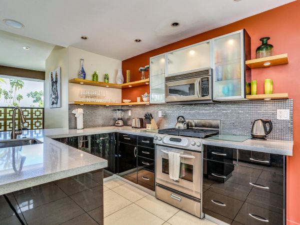 Palm Springs Home 984221