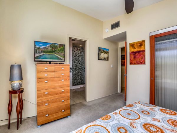 Palm Springs Home 984221
