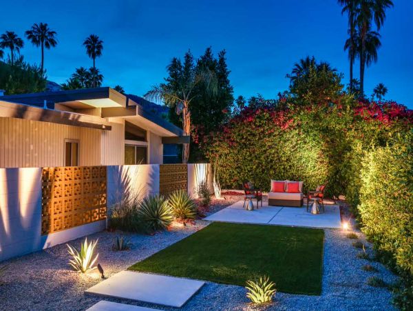 Palm Springs Home 984221