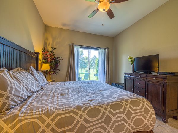 Palm Springs Home 984222