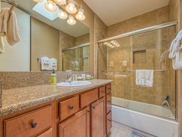 Palm Springs Home 984222