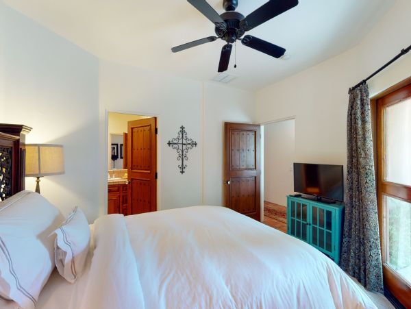 Palm Springs Home 984223