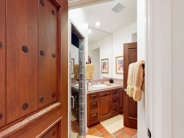Palm Springs Home 984223