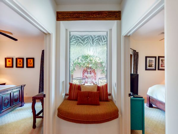 Palm Springs Home 984223