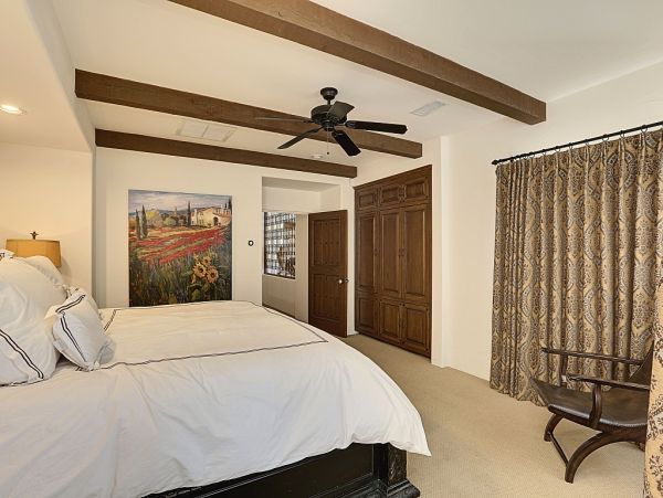 Palm Springs Home 984223