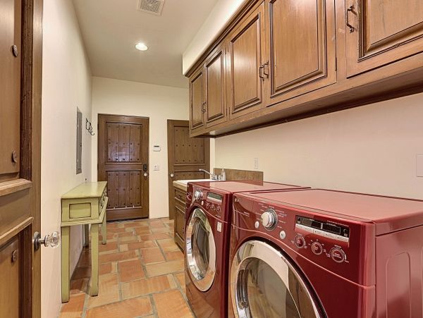 Palm Springs Home 984223