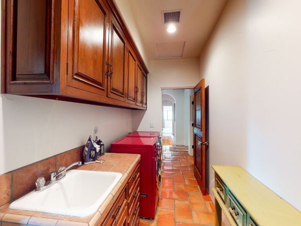 Palm Springs Home 984223