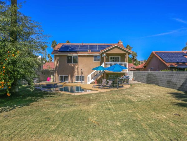 Palm Springs Home 984224