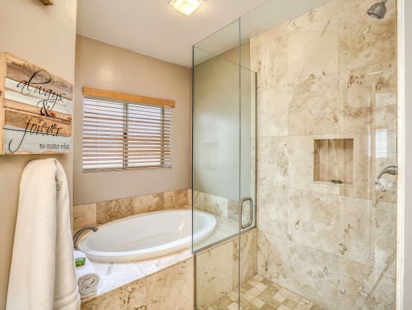 Palm Springs Home 984224