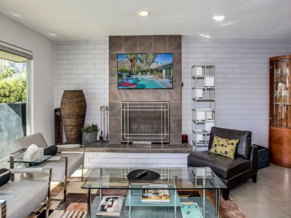 Palm Springs Home 984225