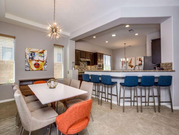 Palm Springs Home 984229