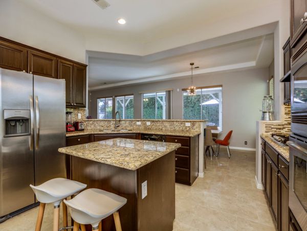 Palm Springs Home 984229