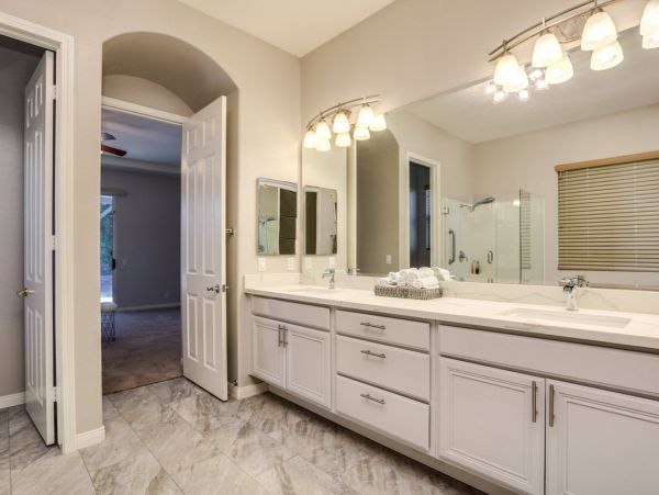 Palm Springs Home 984229