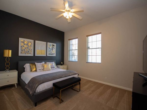 Palm Springs Home 984229