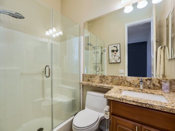 Palm Springs Home 984229