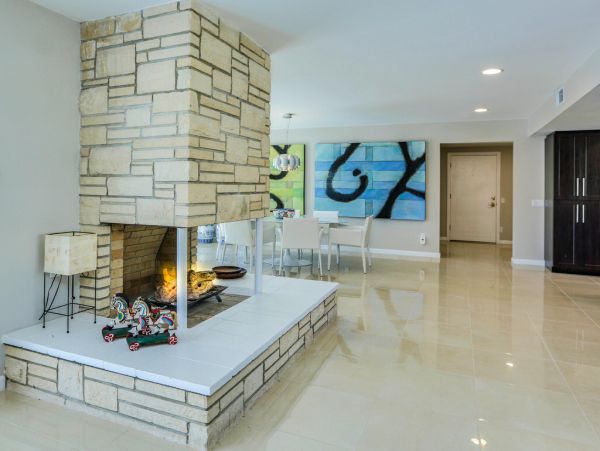 Palm Springs Home 984230