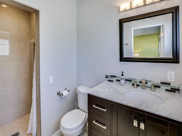 Palm Springs Home 984230
