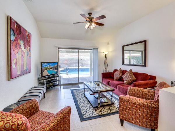 Palm Springs Home 984231