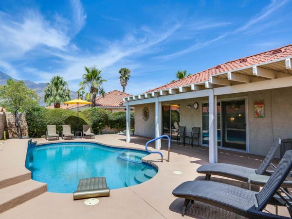 Palm Springs Home 984231