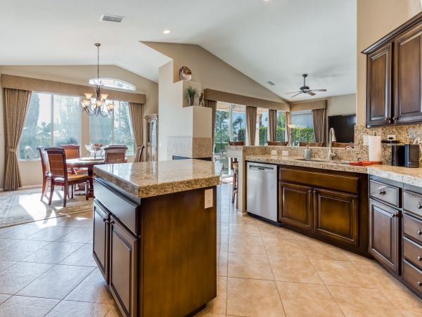 Palm Springs Home 984232