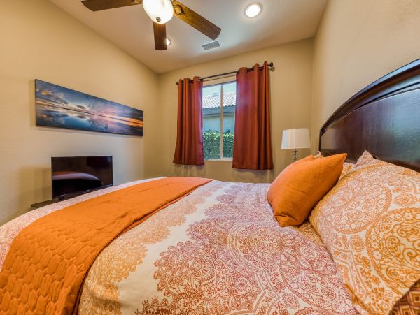 Palm Springs Home 984232