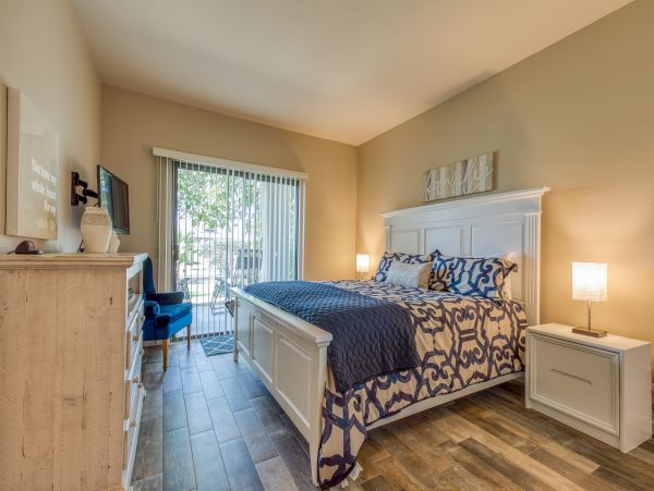 Palm Springs Home 984233