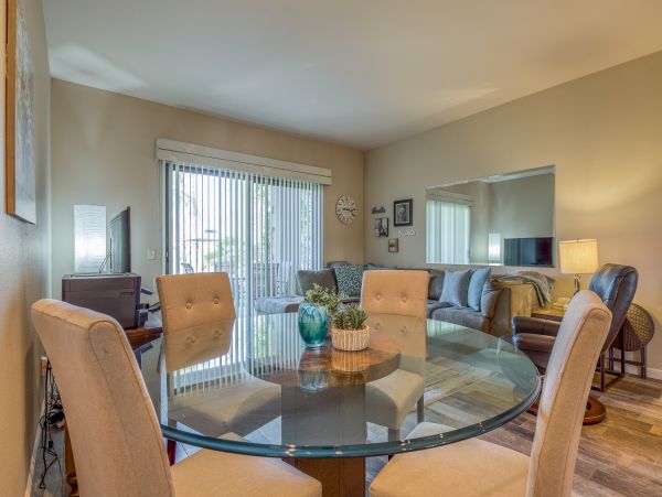 Palm Springs Home 984233