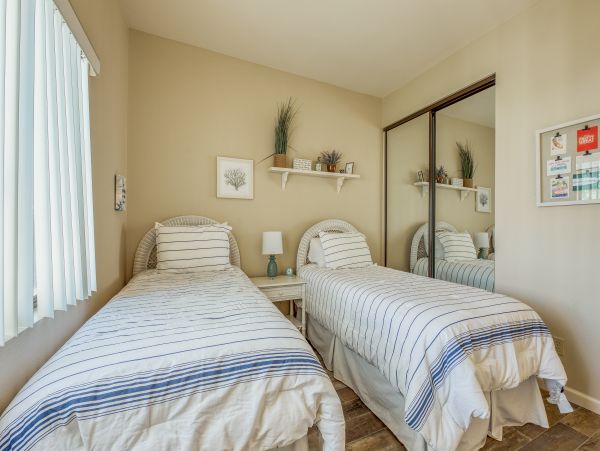 Palm Springs Home 984233
