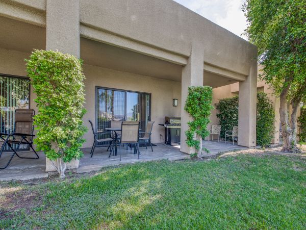 Palm Springs Home 984233