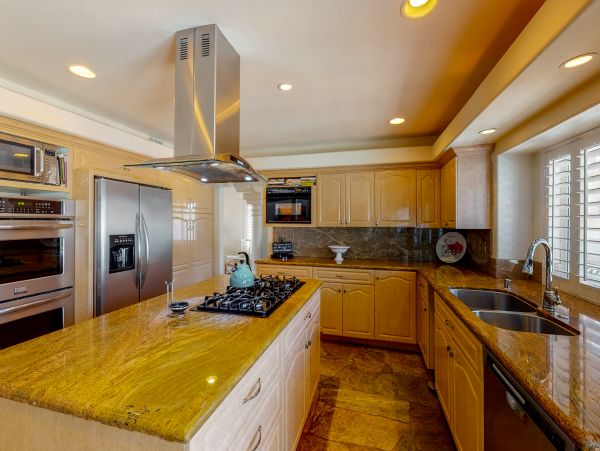 Palm Springs Home 984235