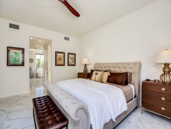 Palm Springs Home 984236