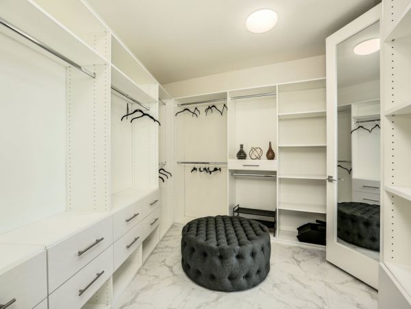 Palm Springs Home 984236