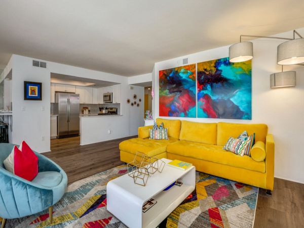 Palm Springs Home 984237