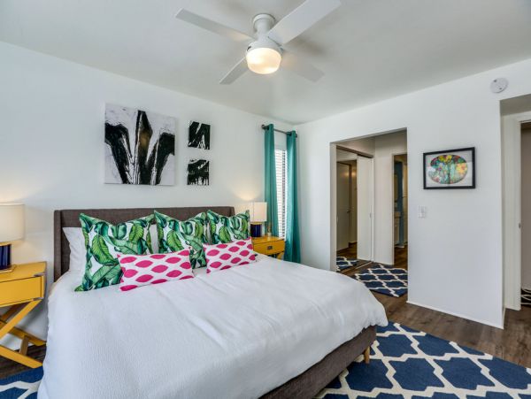 Palm Springs Home 984237
