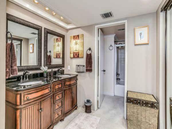 Palm Springs Home 984238