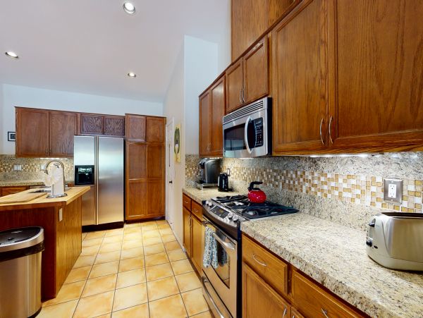 Palm Springs Home 984239