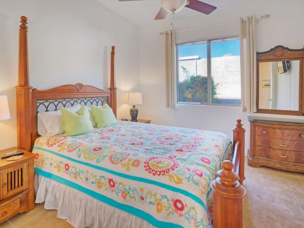 Palm Springs Home 984241