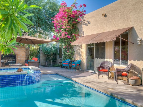 Palm Springs Home 984241