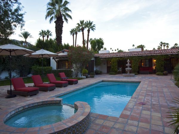 Palm Springs Home 984243