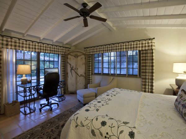 Palm Springs Home 984243