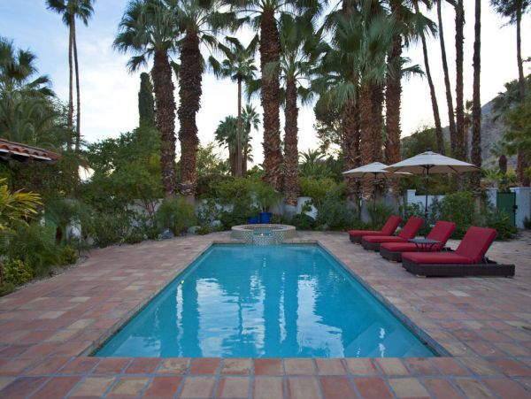 Palm Springs Home 984243