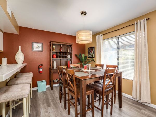 Palm Springs Home 984244