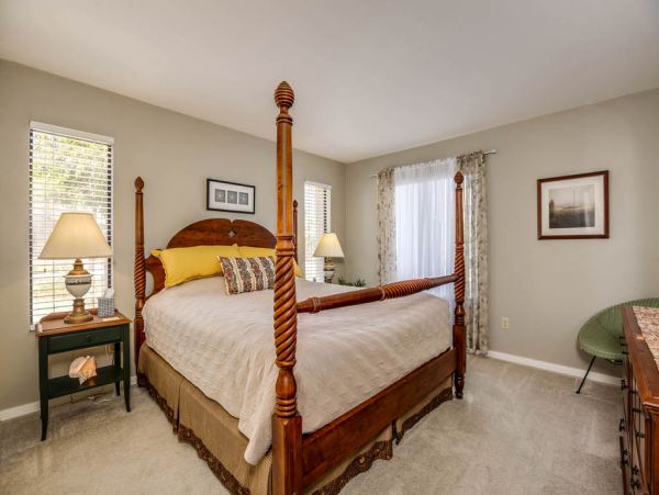 Palm Springs Home 984244