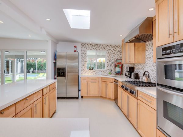 Palm Springs Home 984245